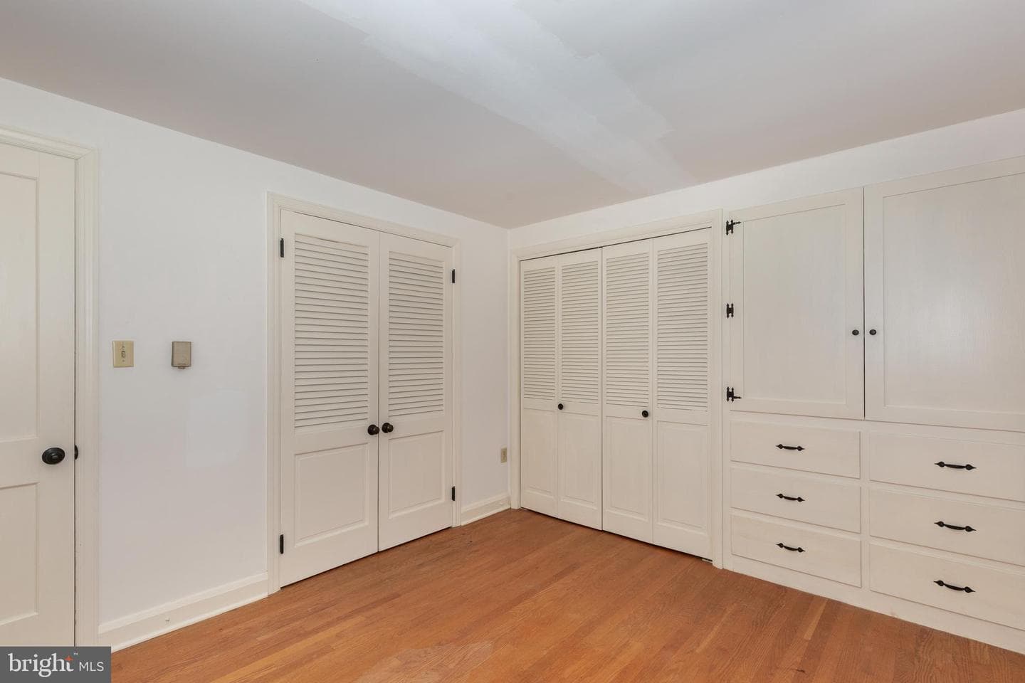 642 Denton Drive N photo 48