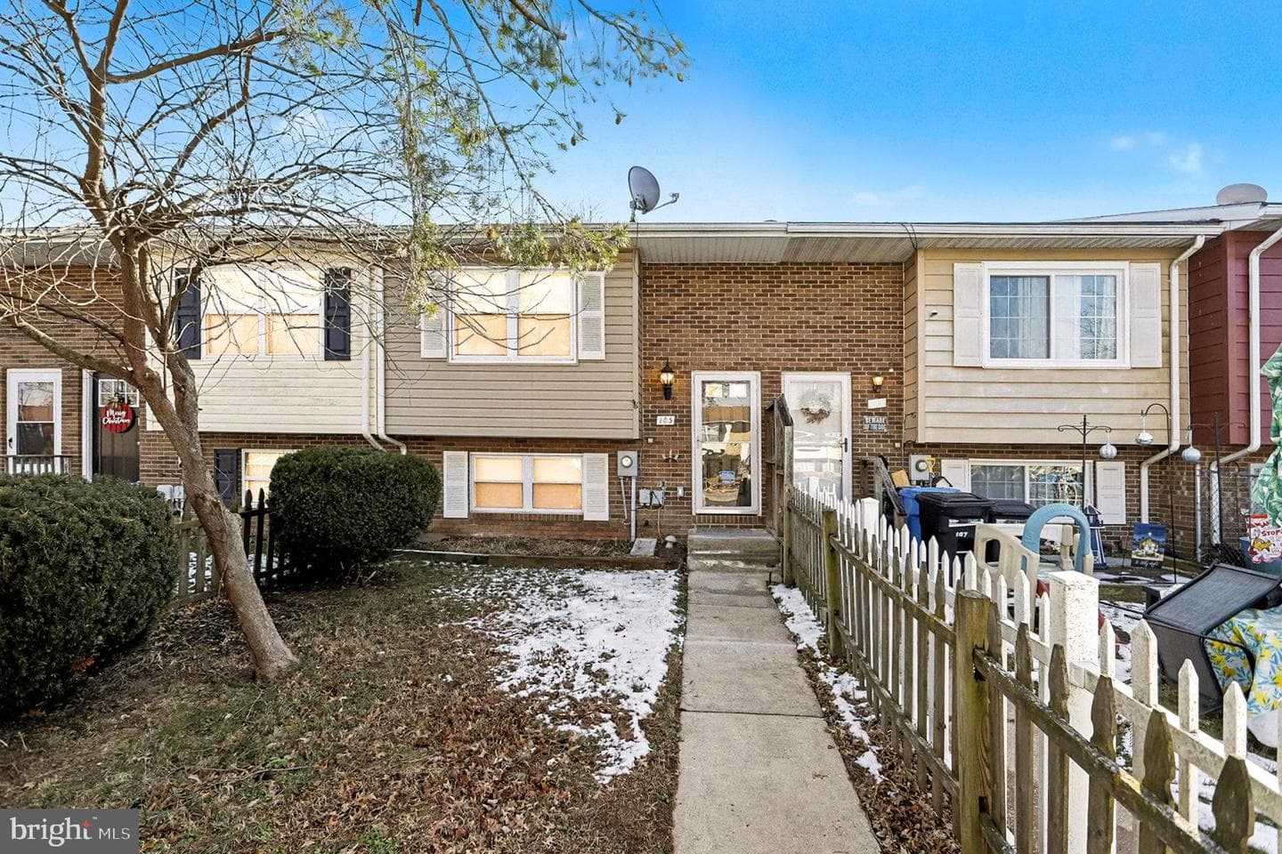 105 Carnival Drive photo 29