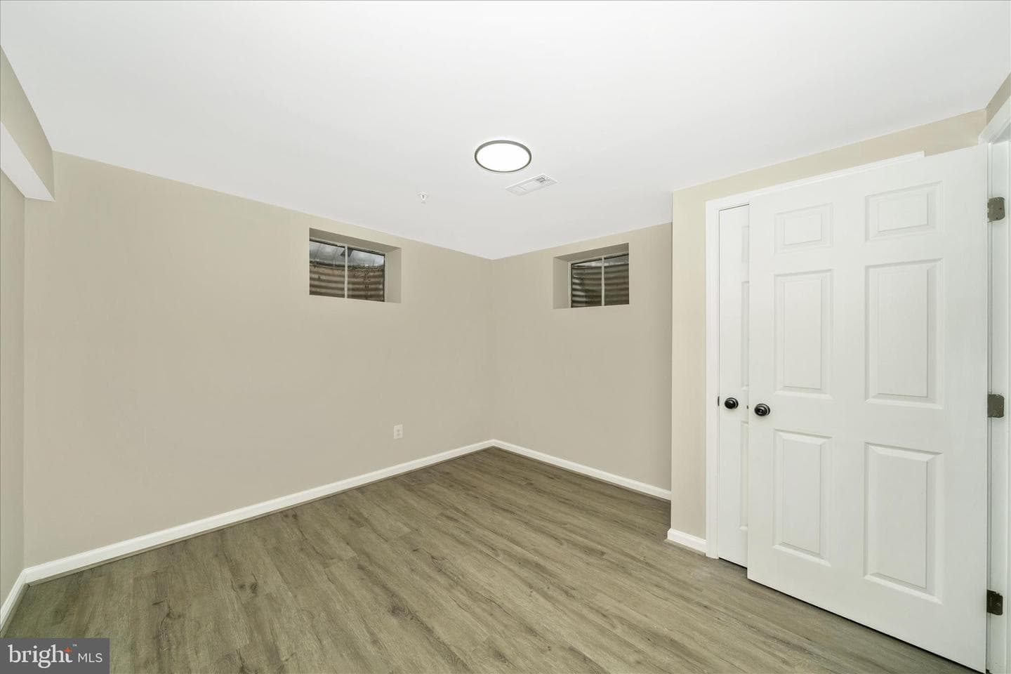 2514 W Liberty Road photo 43