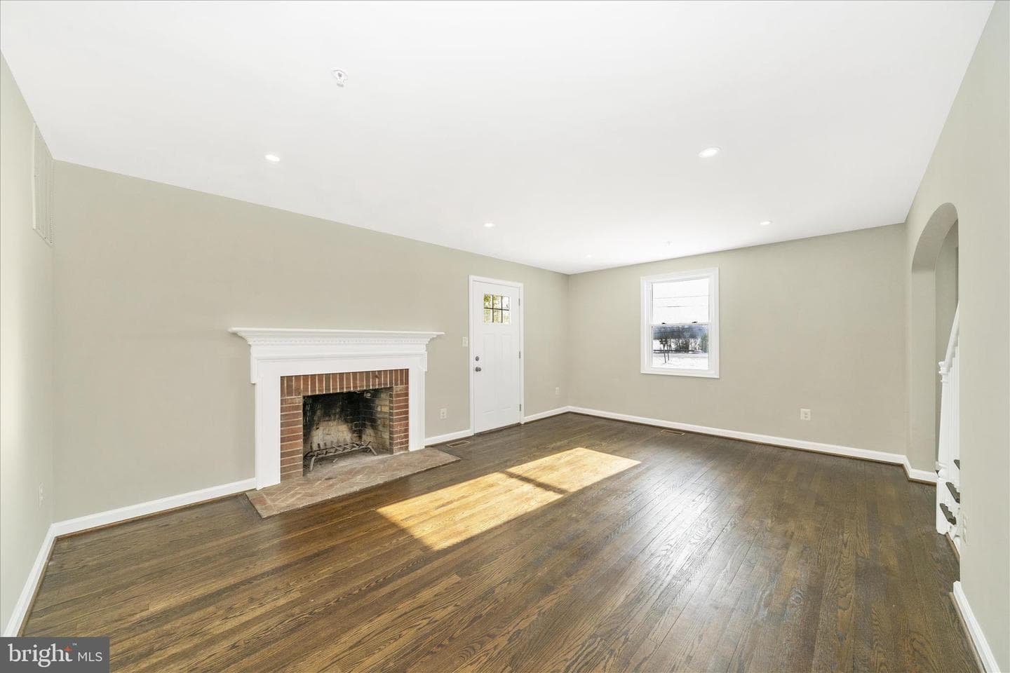 2514 W Liberty Road photo 9