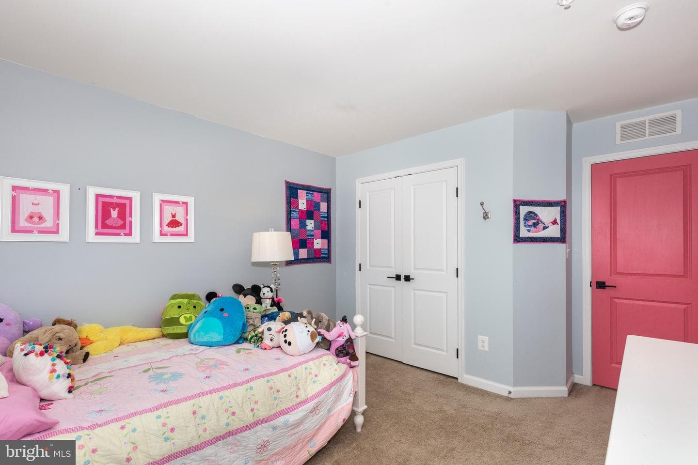 379 Meadow Creek Drive photo 41