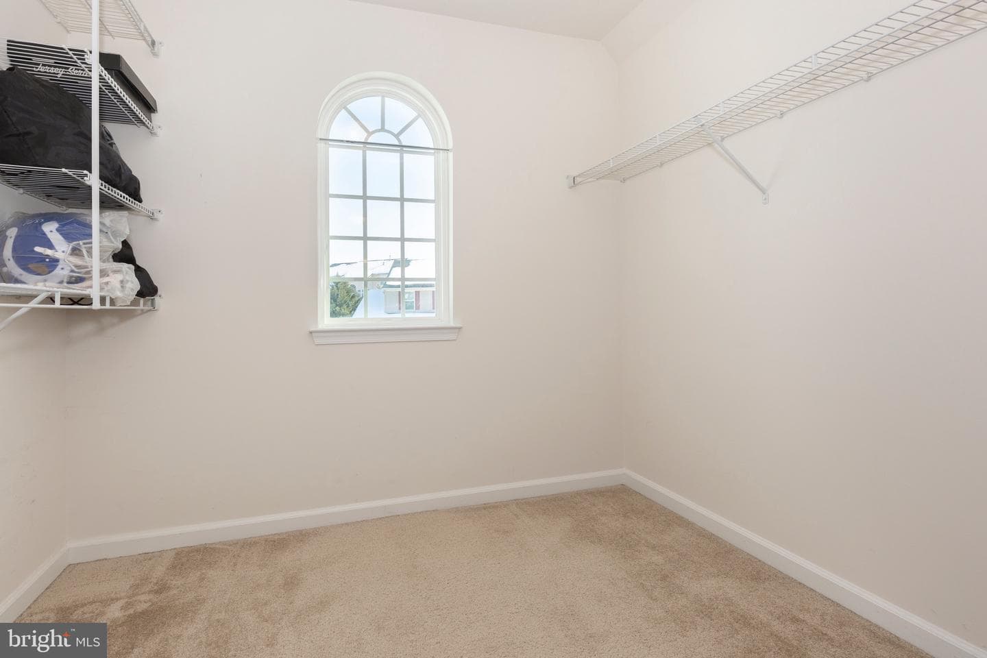 379 Meadow Creek Drive photo 51