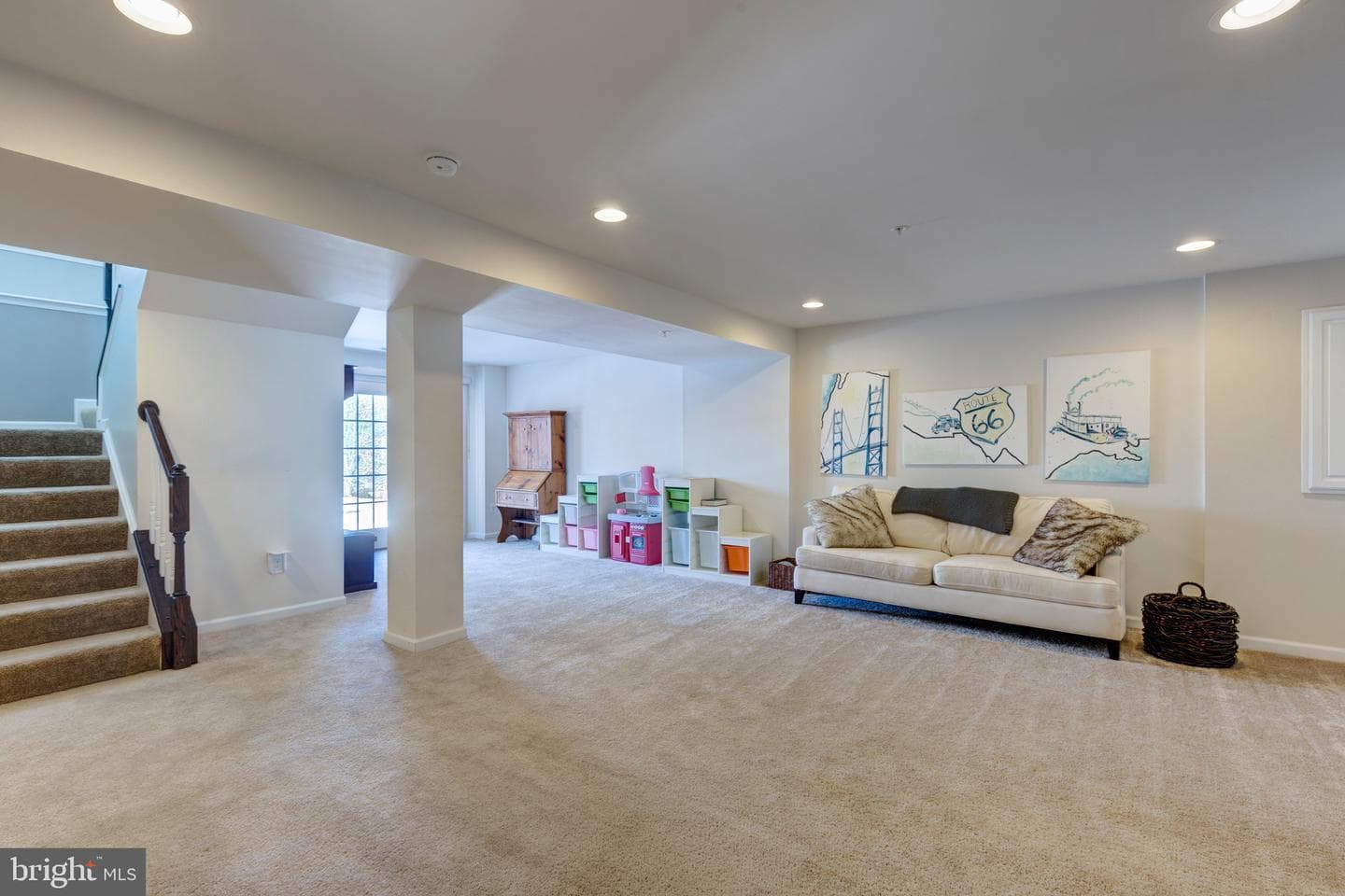379 Meadow Creek Drive photo 53