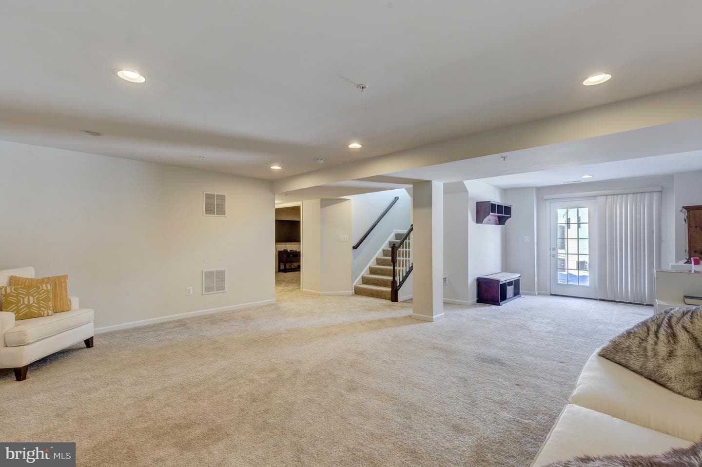 379 Meadow Creek Drive photo 54