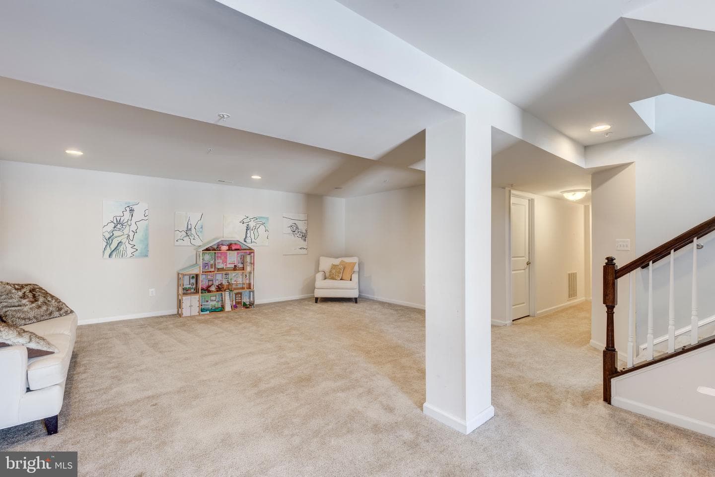 379 Meadow Creek Drive photo 55