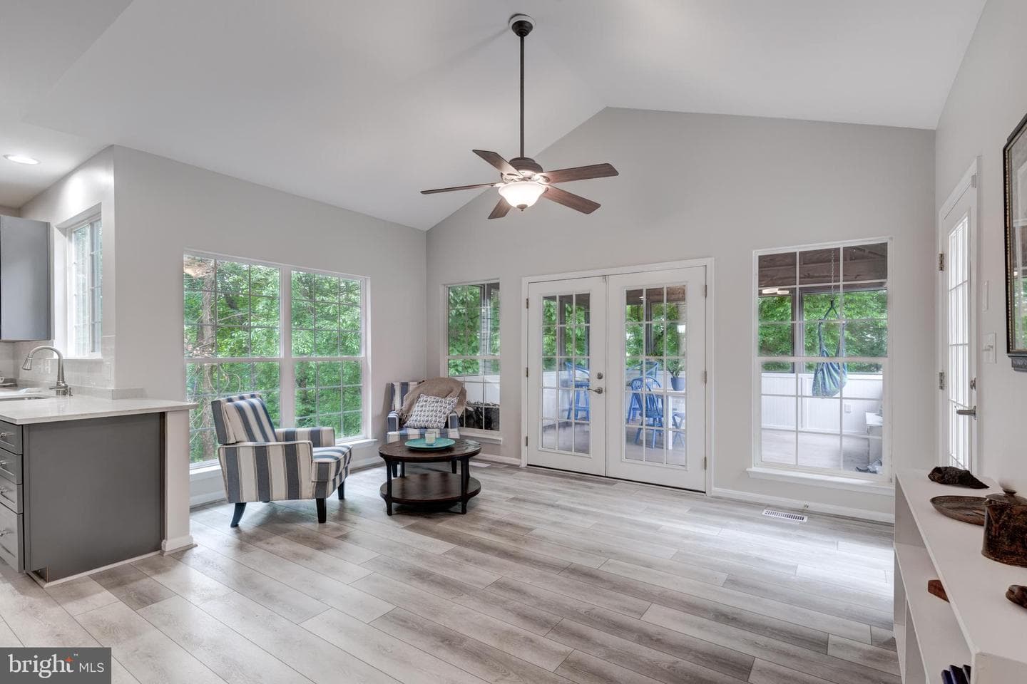 202 Almar Drive photo 44