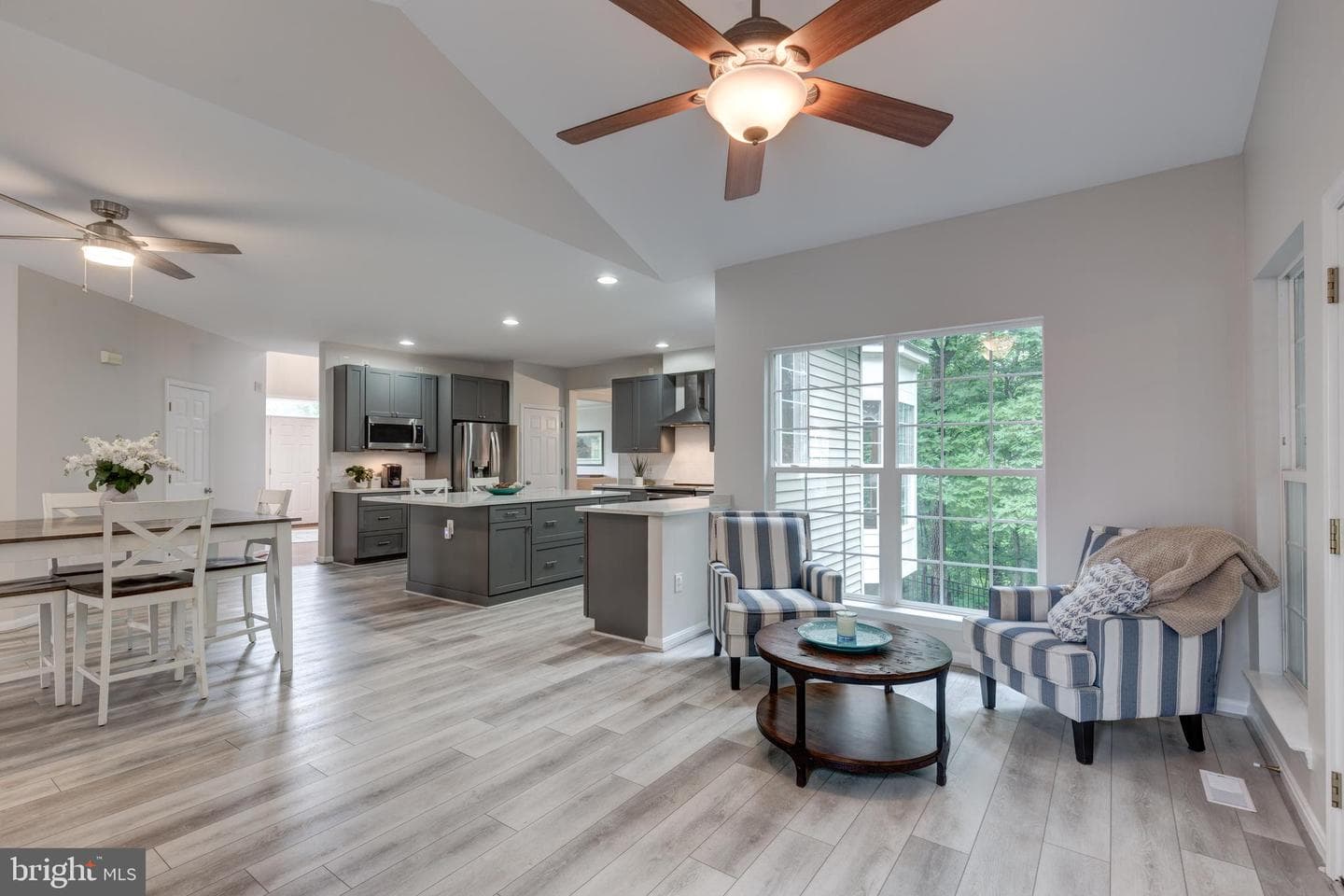 202 Almar Drive photo 45