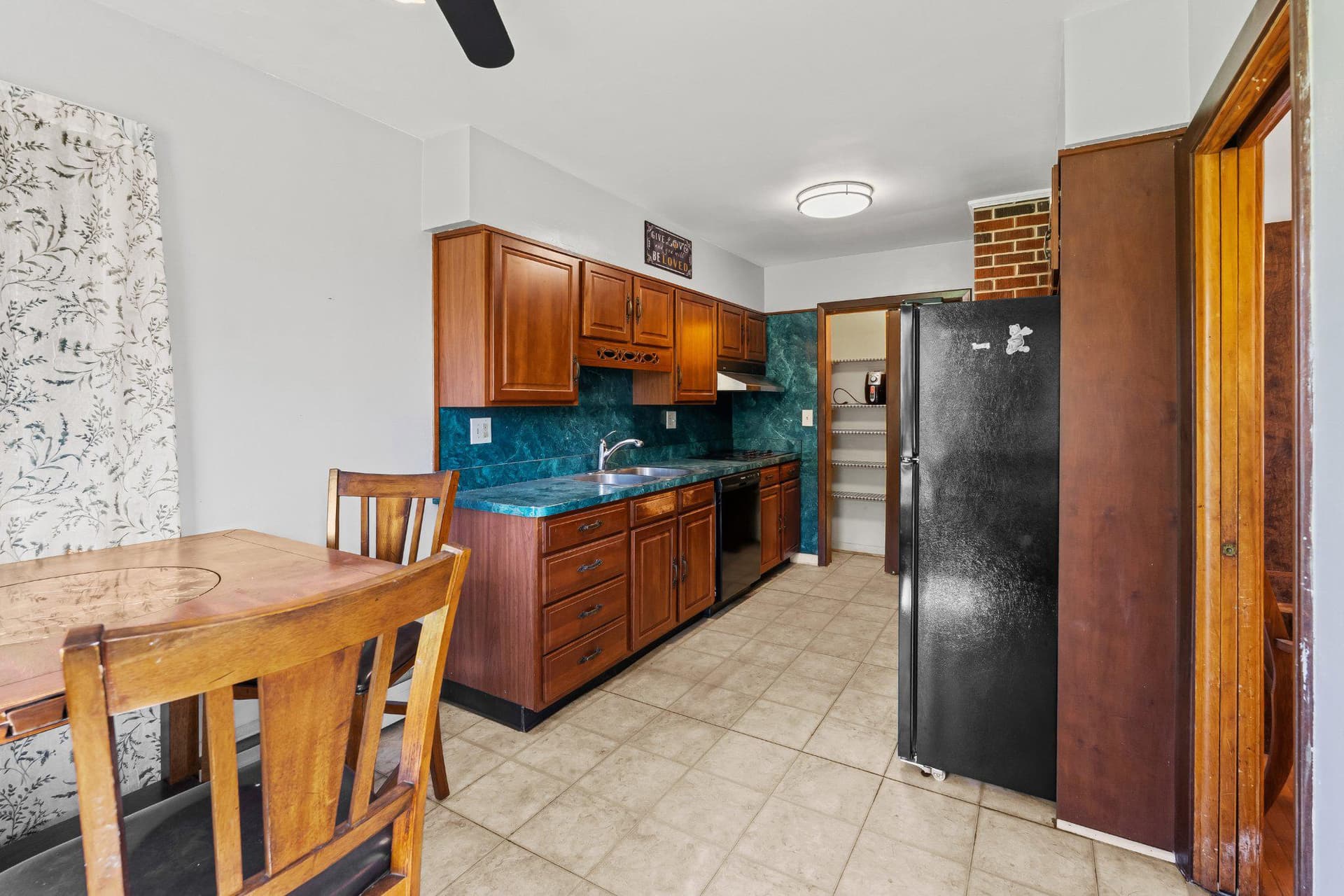 5422 Woodbine Road photo 14