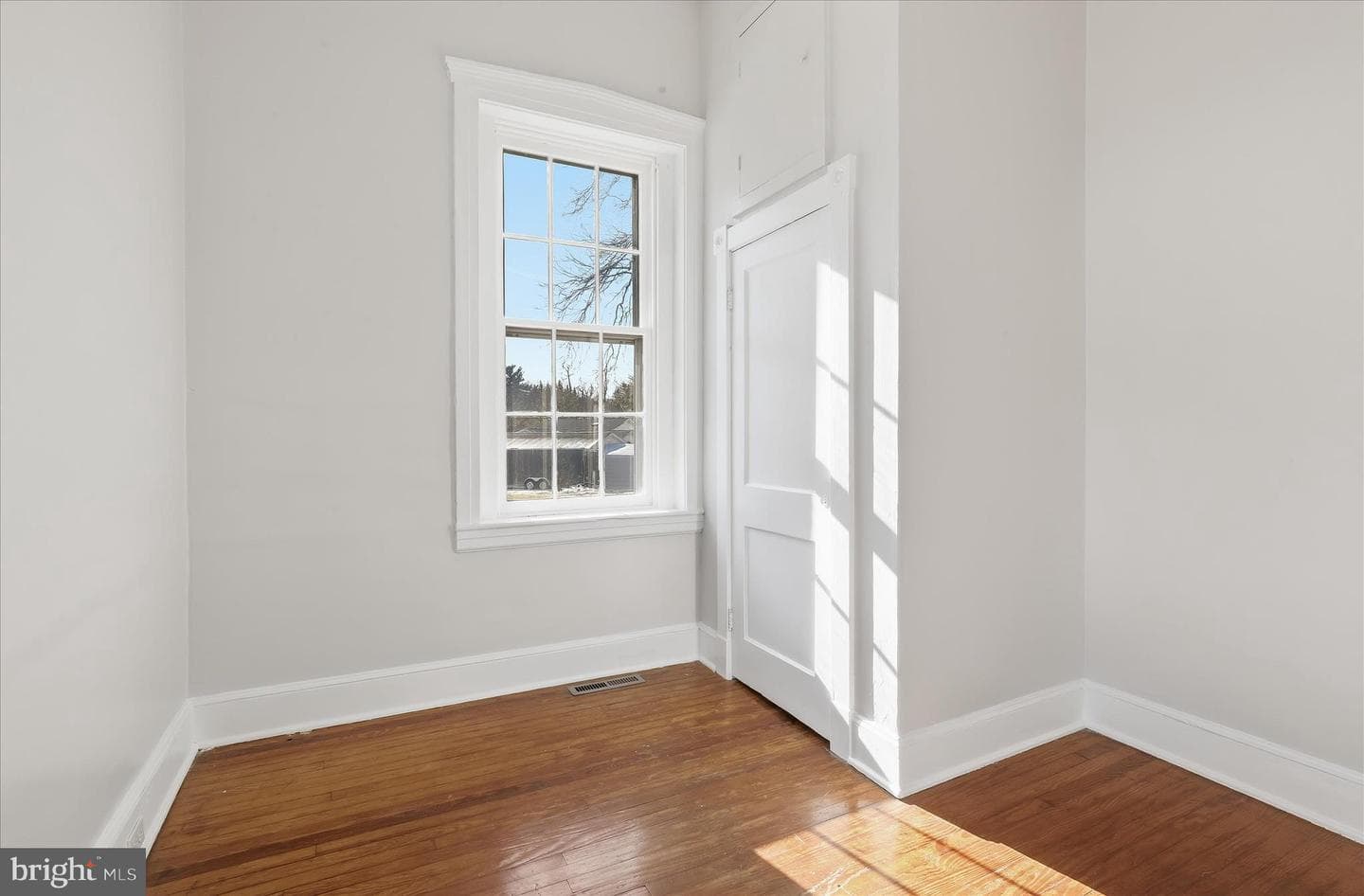 1810 Stone Chapel Road photo 27