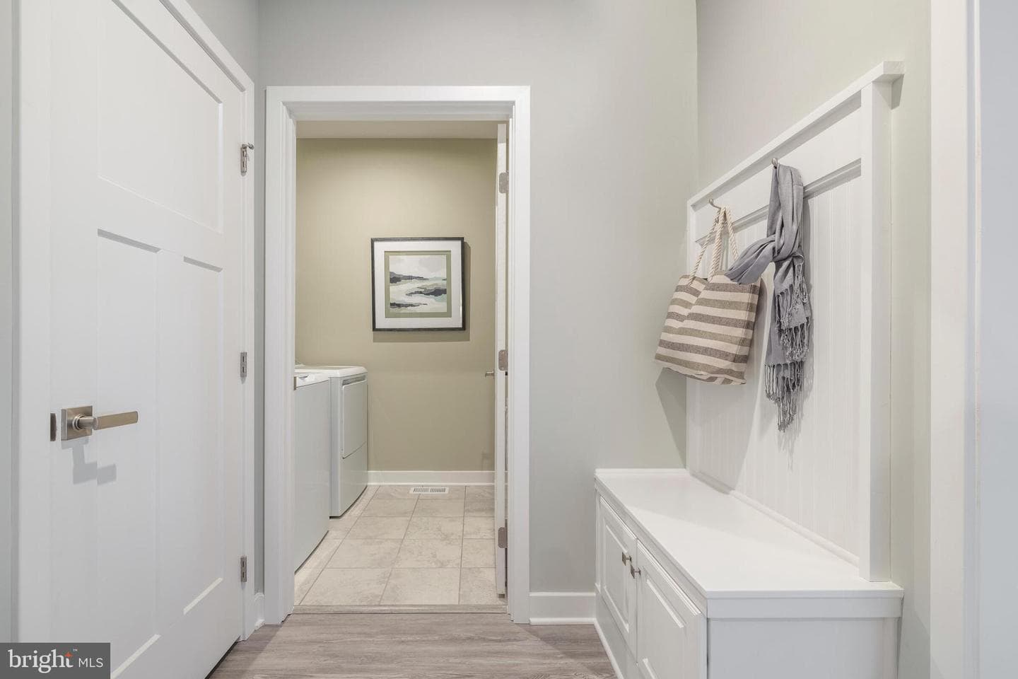 6049 Lancing Drive photo 3