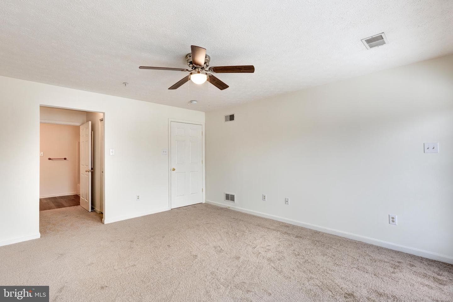 4470 Woodsman Drive #731 photo 18