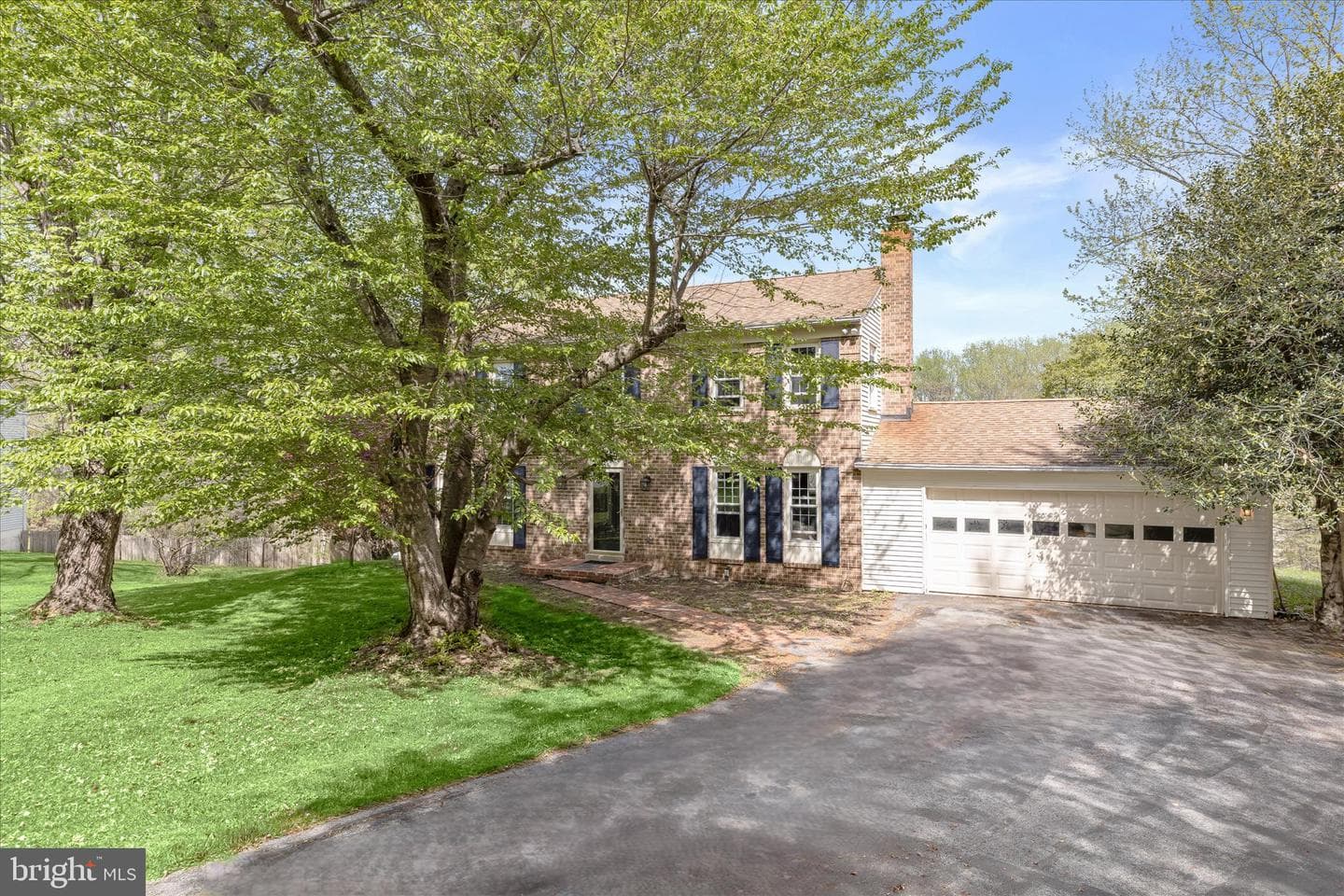605 Roundtree Court