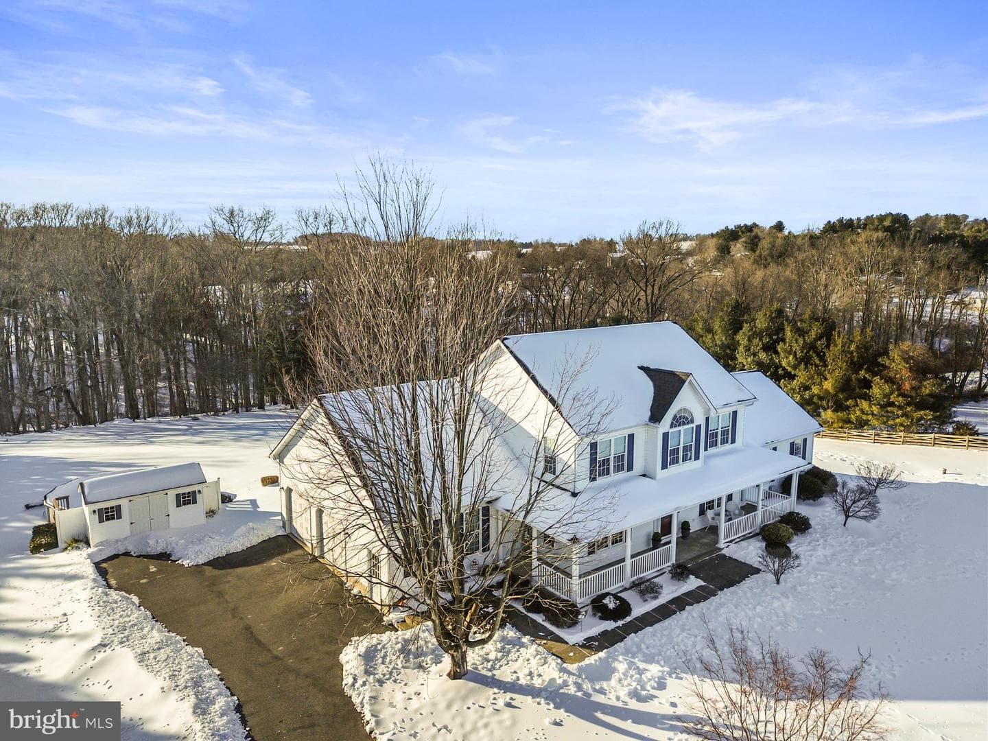 4710 Gold Finch Drive photo 8