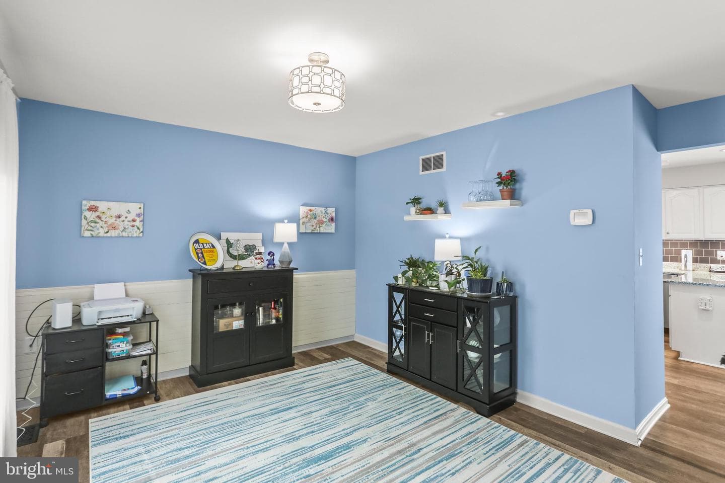 3776 London Bridge Road photo 12