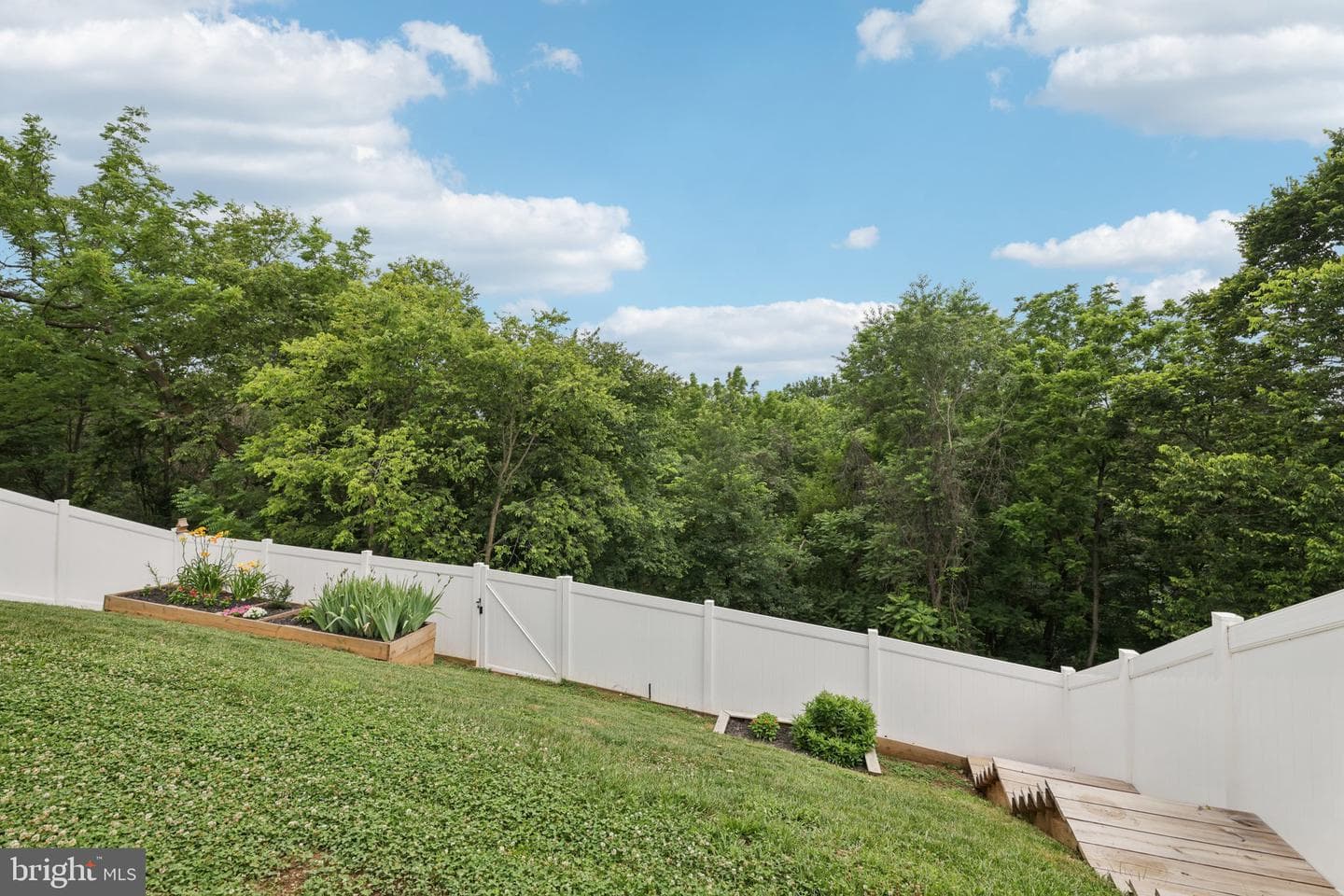 2810 Town View Circle photo 34