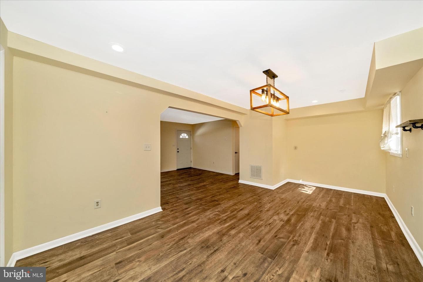 923 Klees Mill Road photo 10