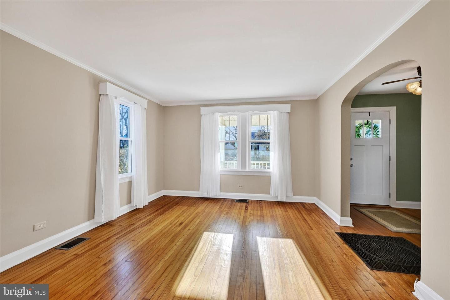 538 Willow Avenue photo 8