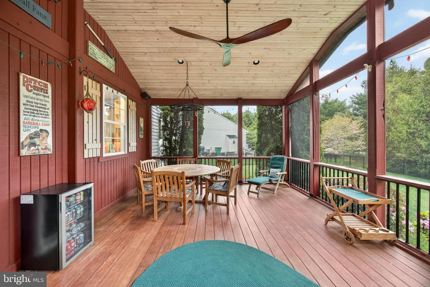 749 Rustling Leaf Court photo 24