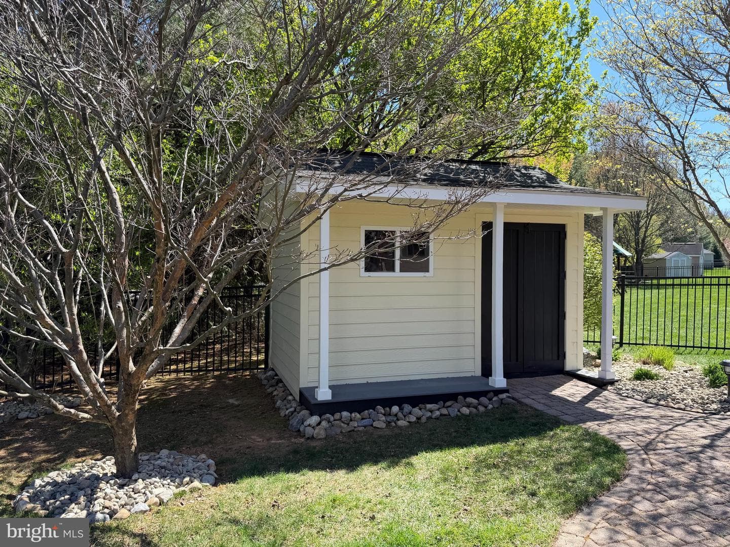 749 Rustling Leaf Court photo 43