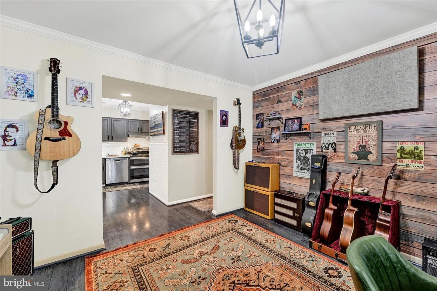 2850 Tylers Court photo 12