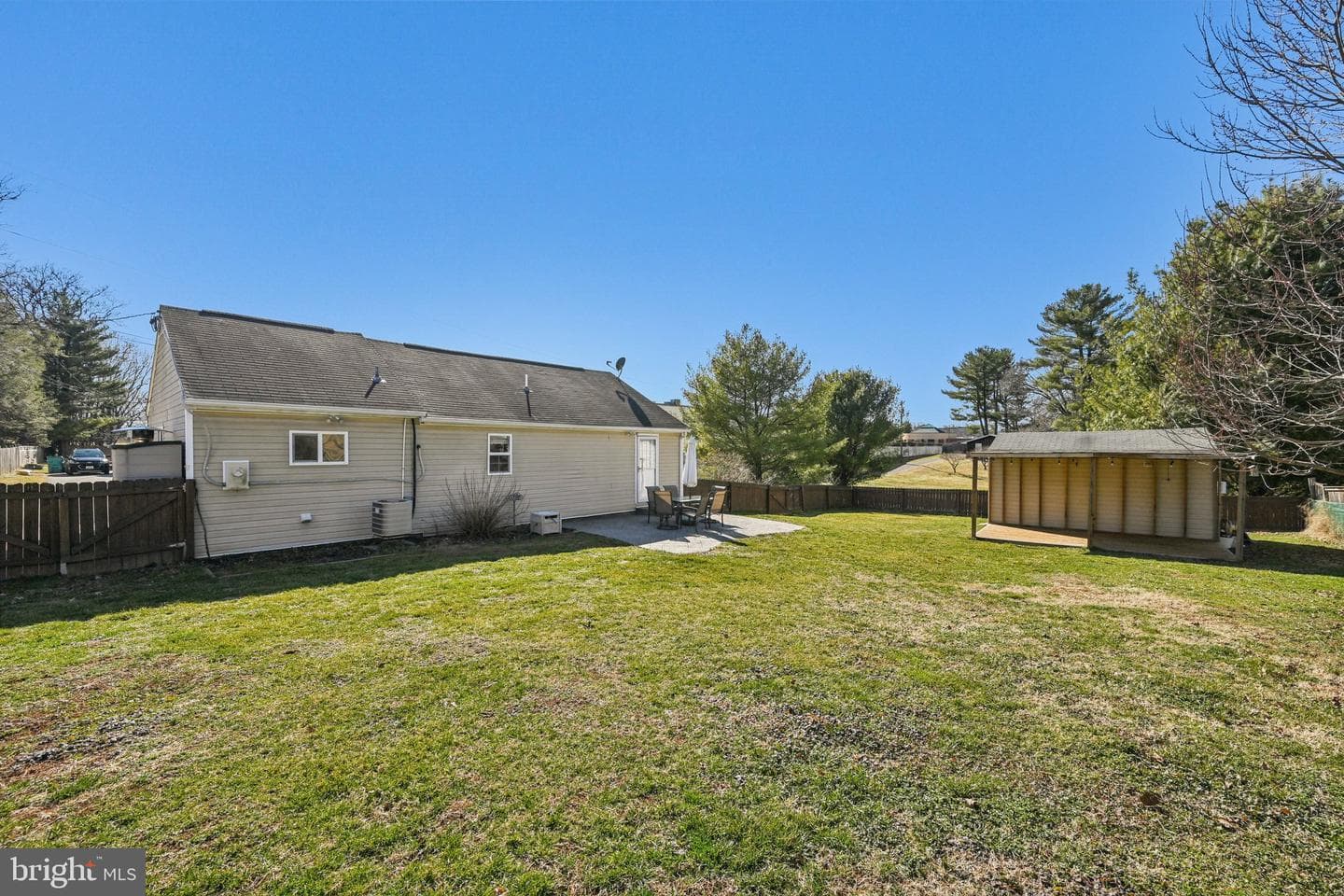 1516 Cherry Avenue photo 33