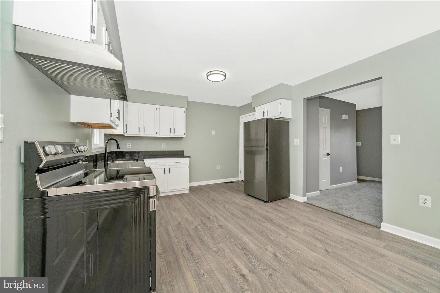 412 Windy Knoll Drive photo 58