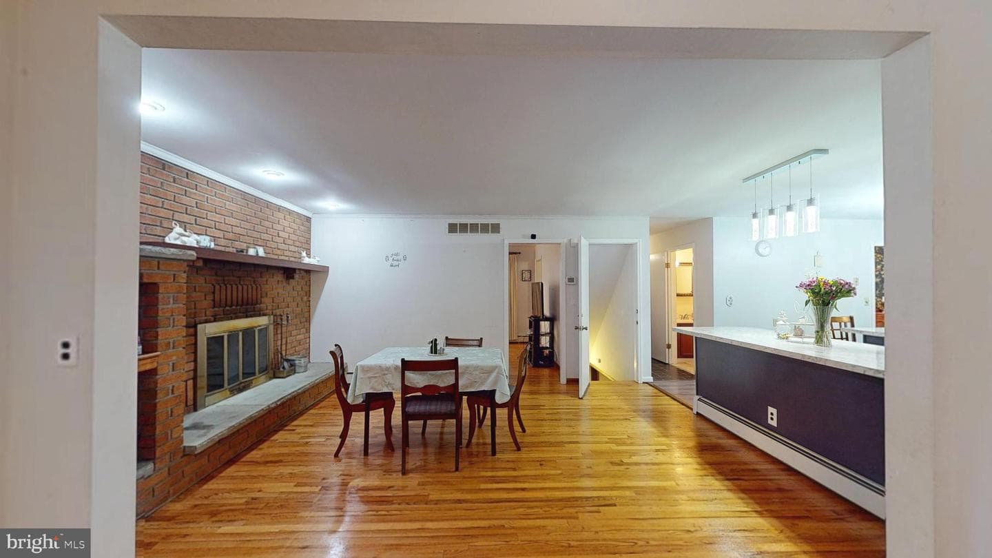 6441 Woodbine Road photo 23