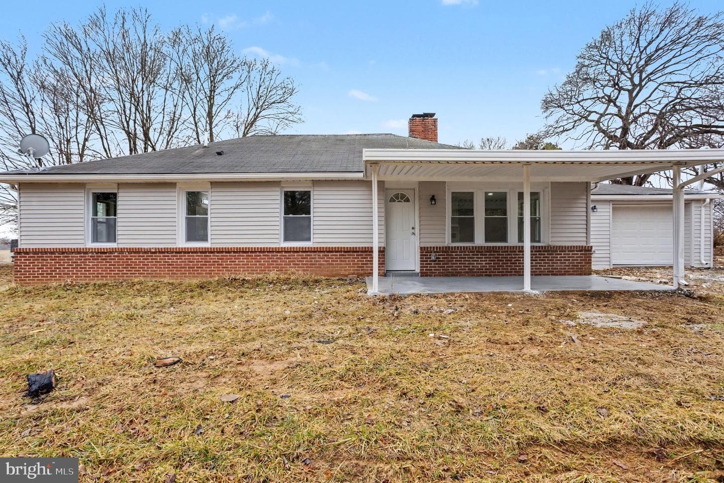 413 Obrecht Road photo 2