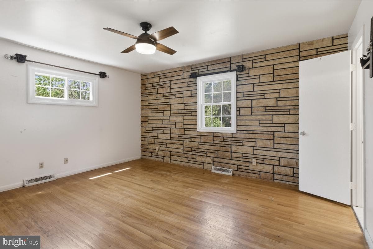 4402 Klee Court photo 35