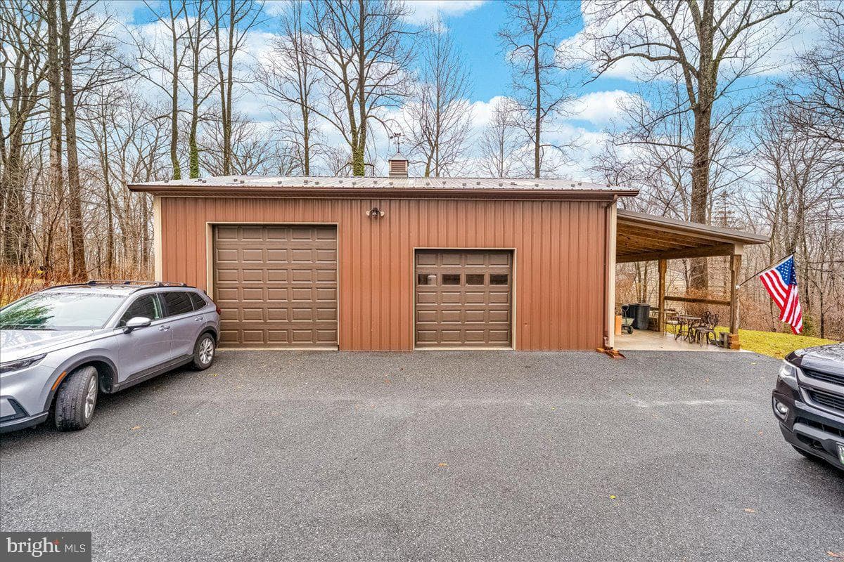 2324 Carrollton Road photo 63