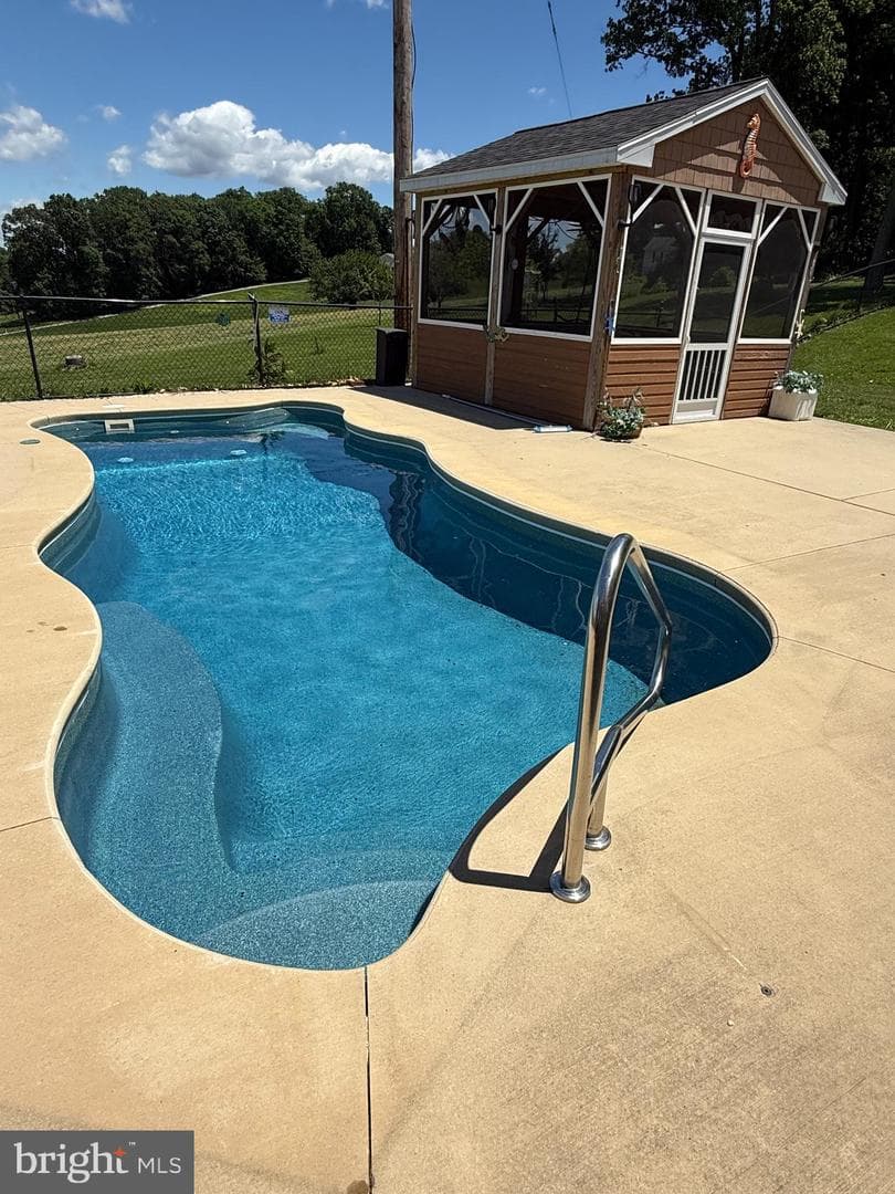 5111 Hanover Pike photo 32