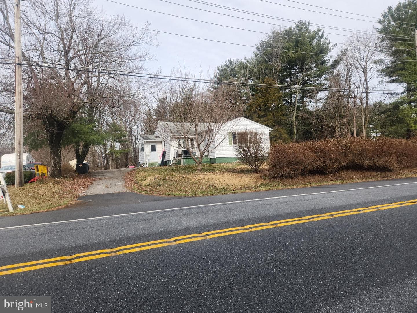5730 Ridge Road photo 1