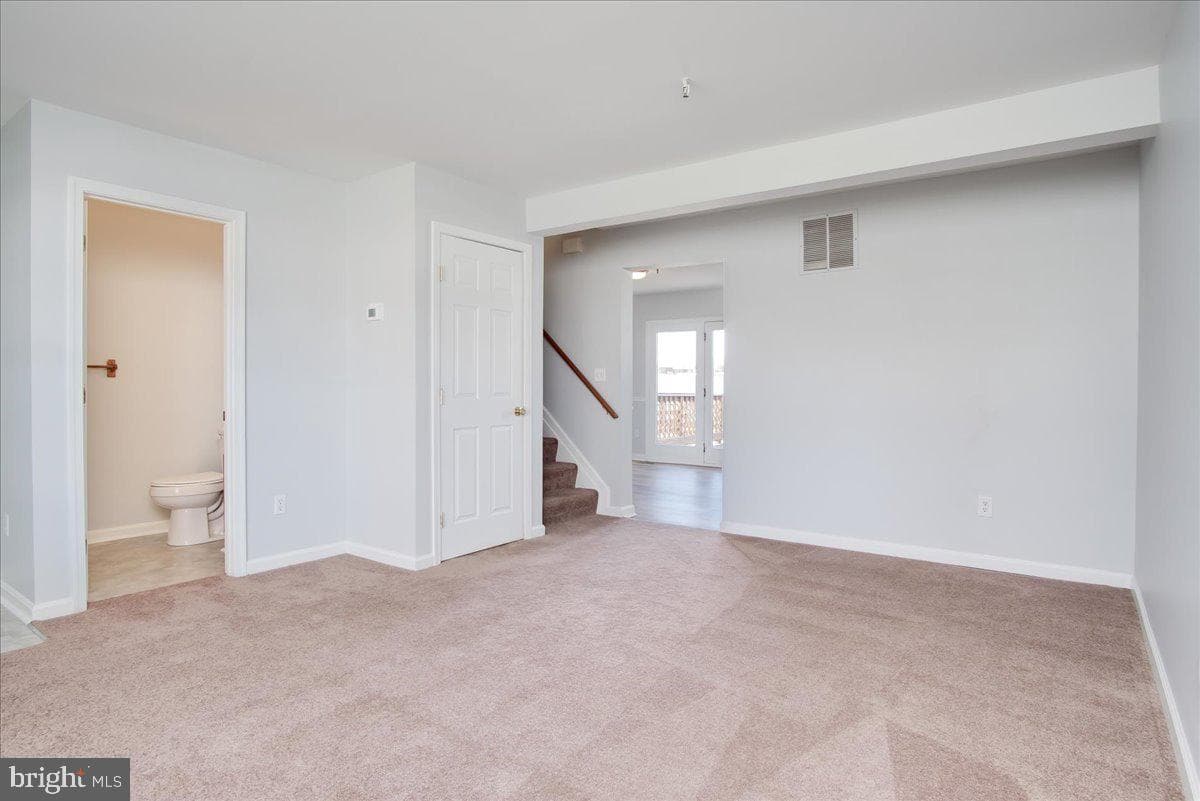334 E Baltimore Street photo 4