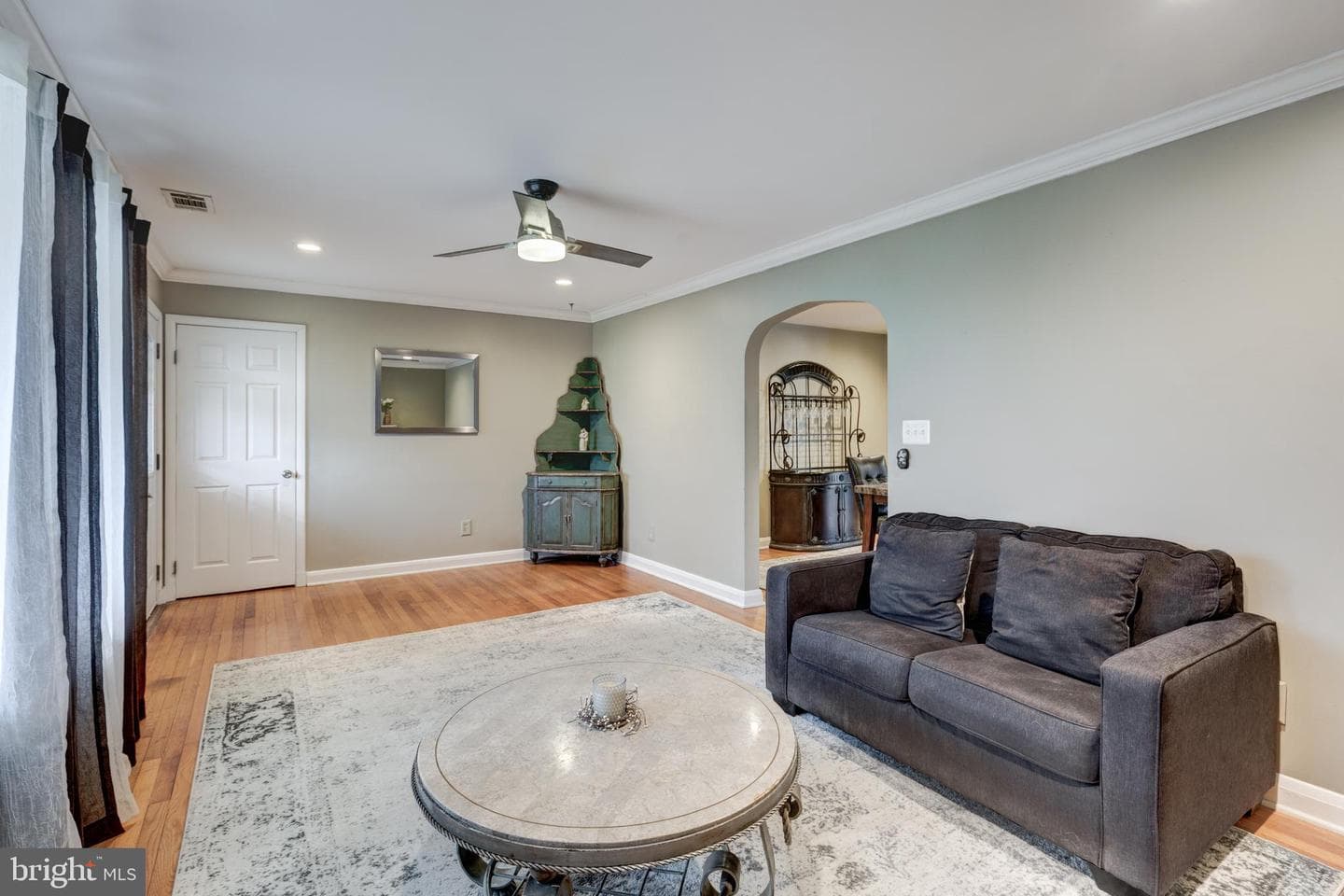 2106 Spencer Lane photo 6