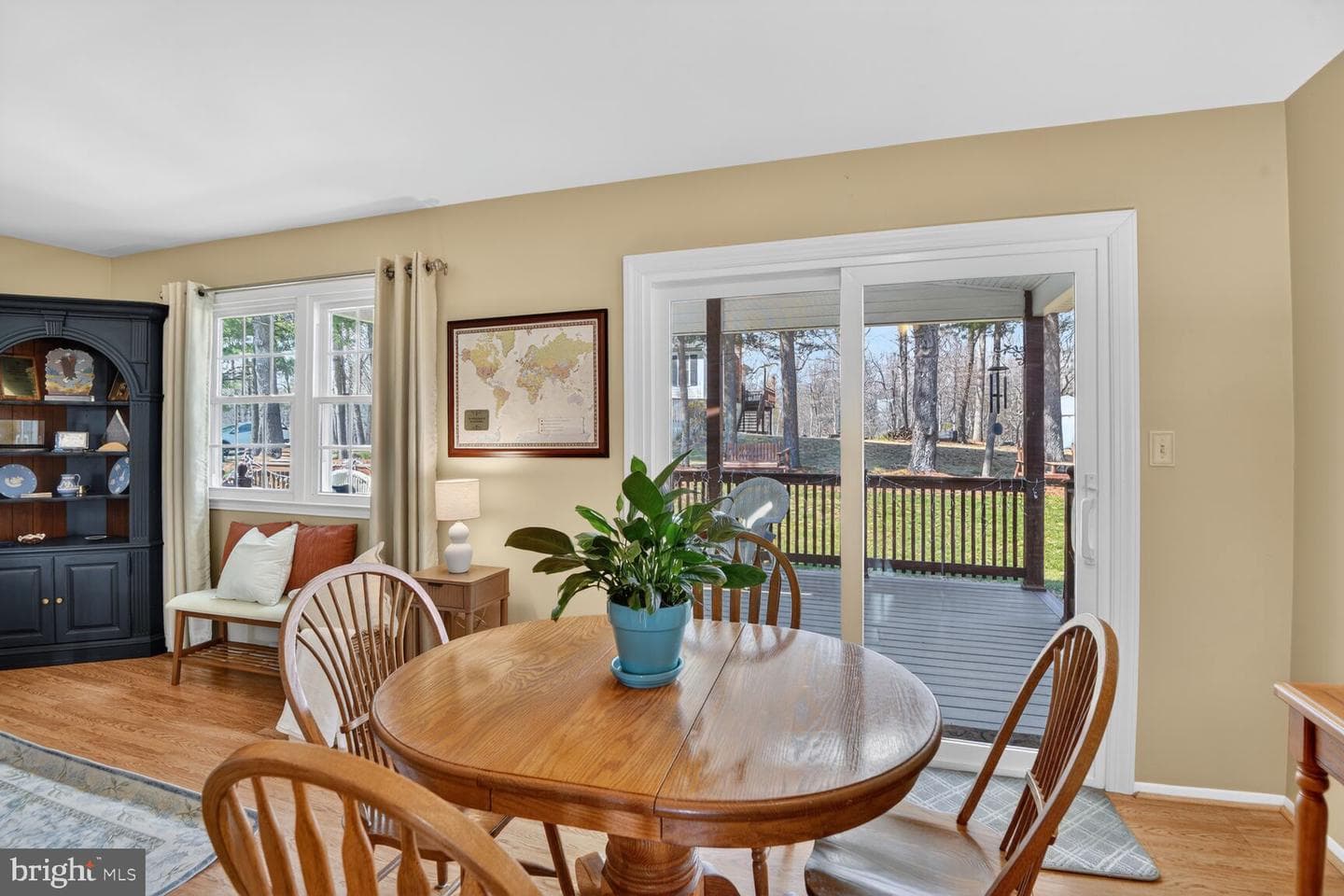 5382 View Point Court photo 7