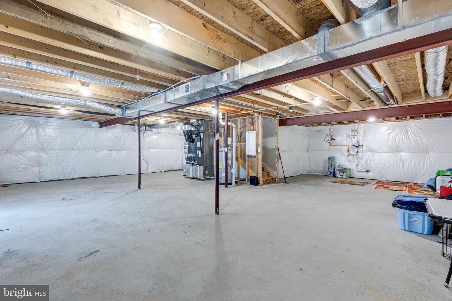 112 Sherman Way photo 44