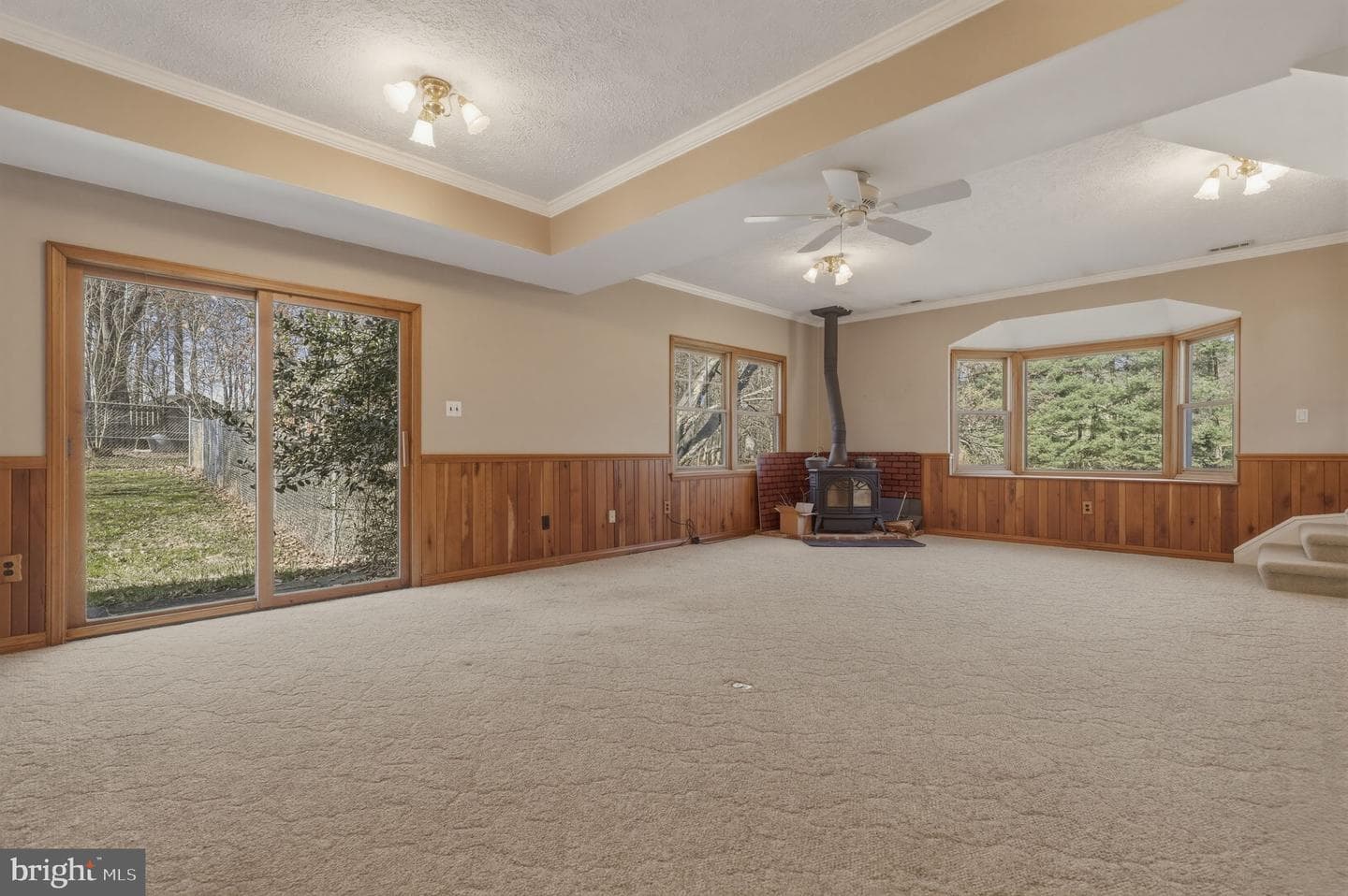 5905 Kim Court photo 12