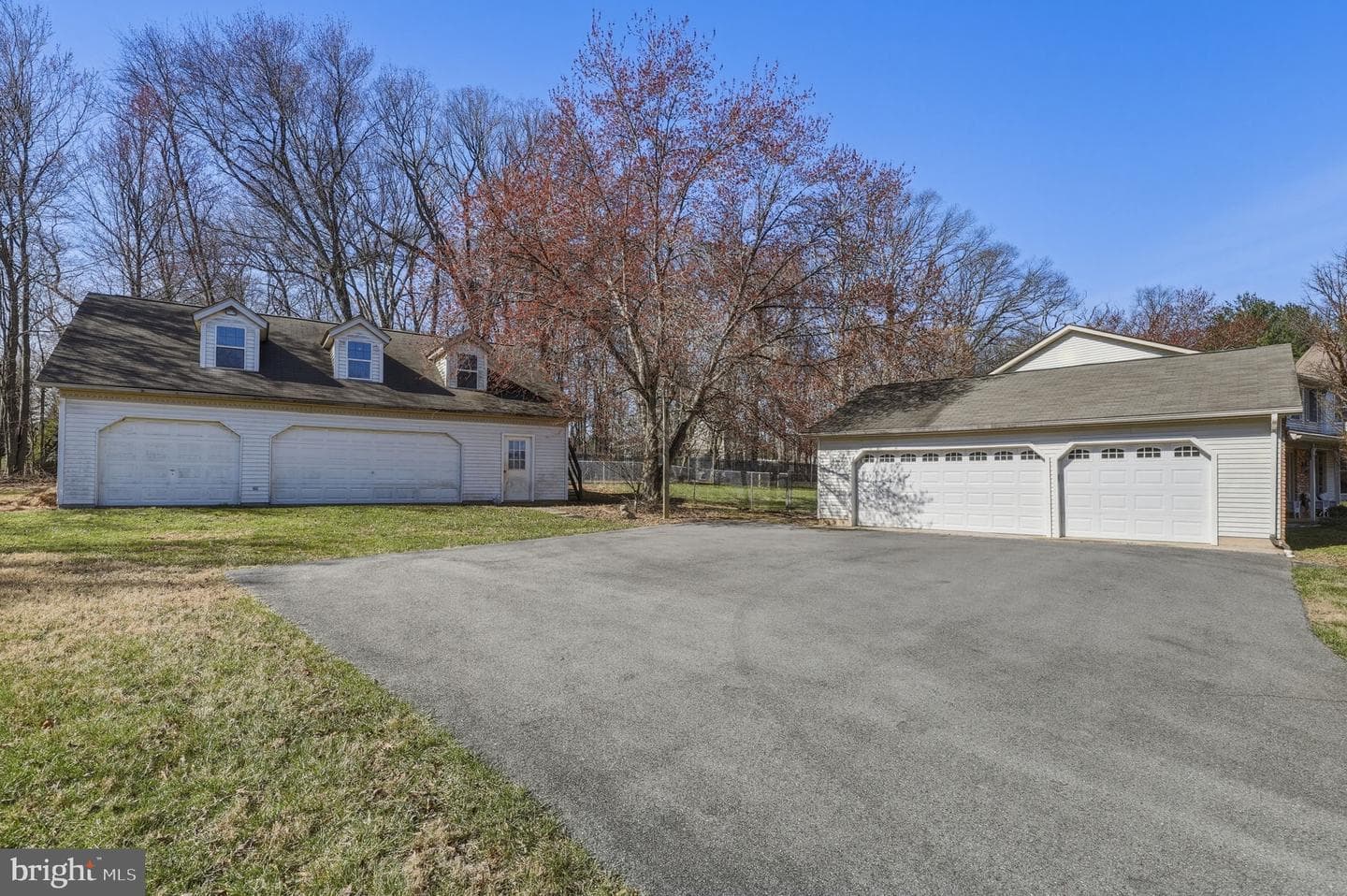 5905 Kim Court photo 48