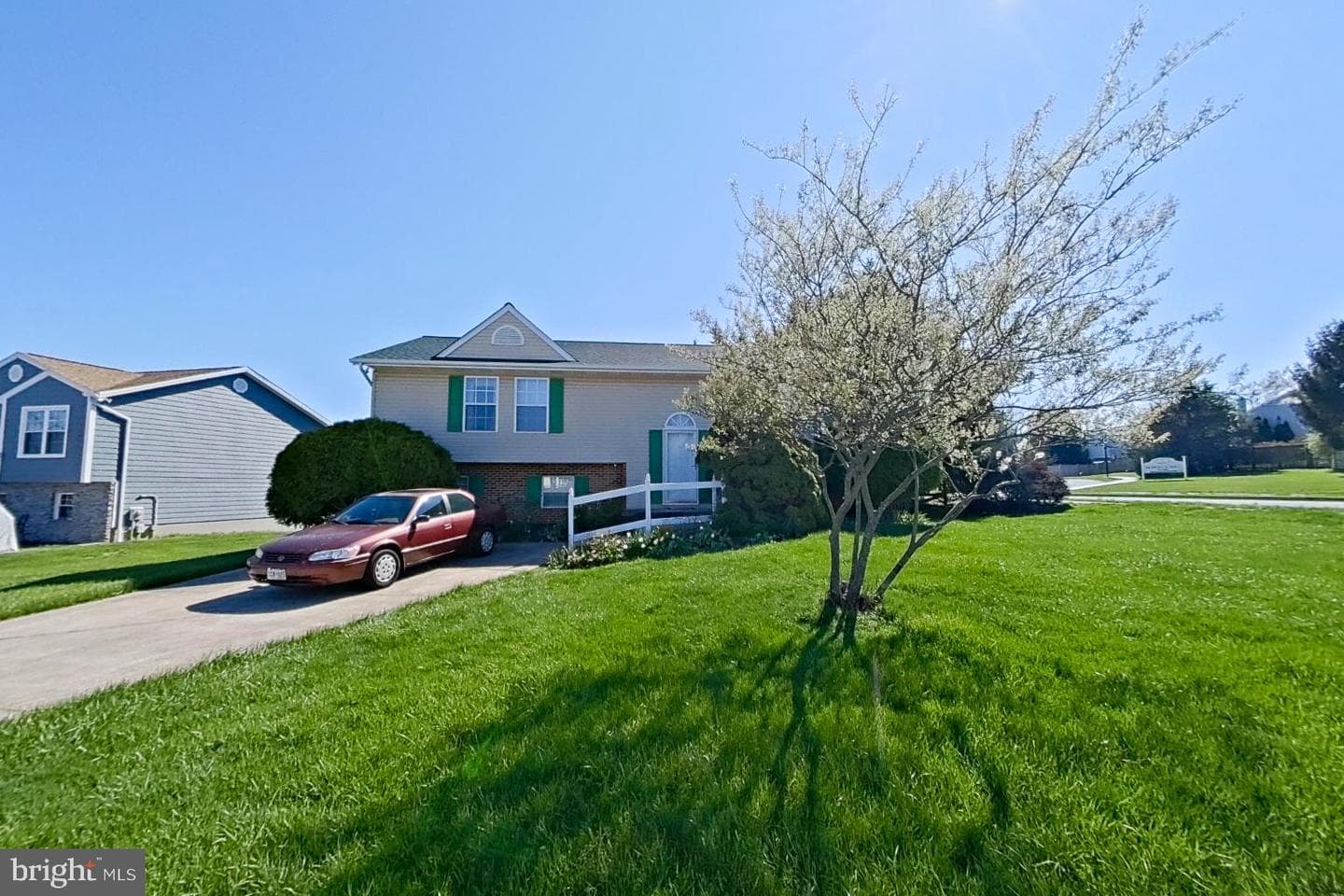 1 Bancroft Street photo 2