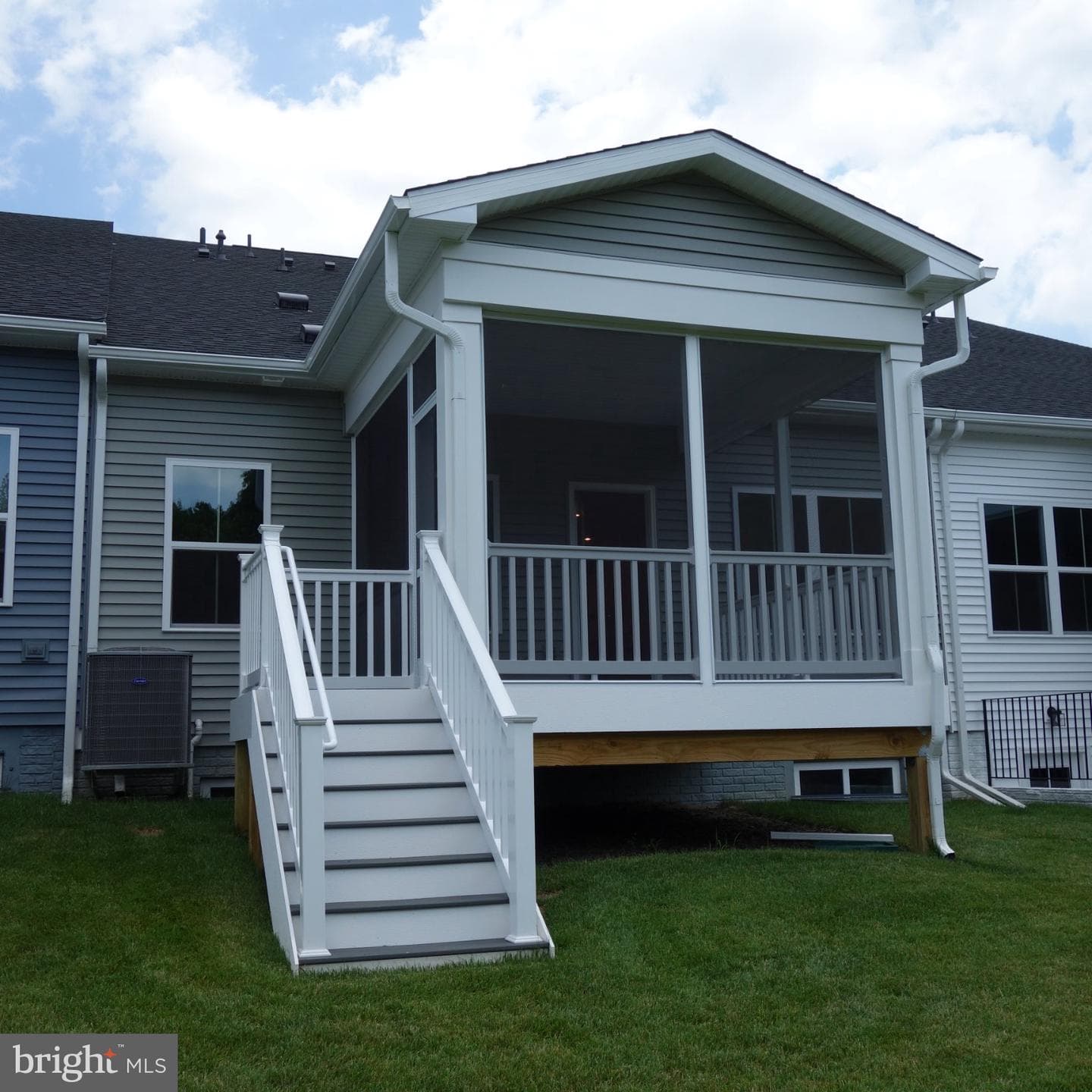 5234 Helton Drive photo 16