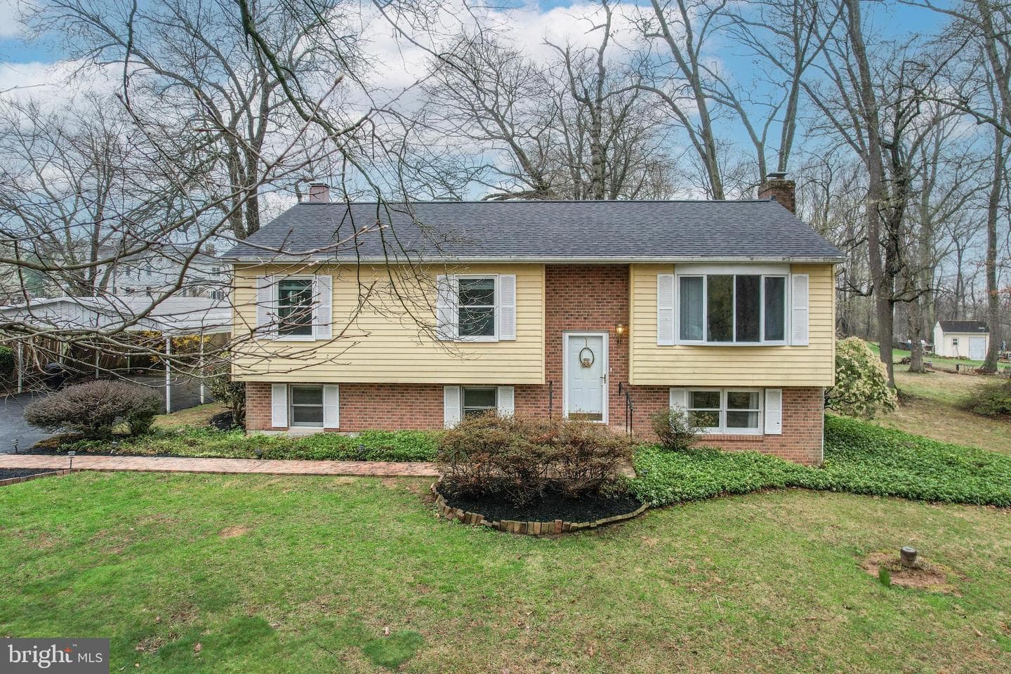 2202 Green Haven Way