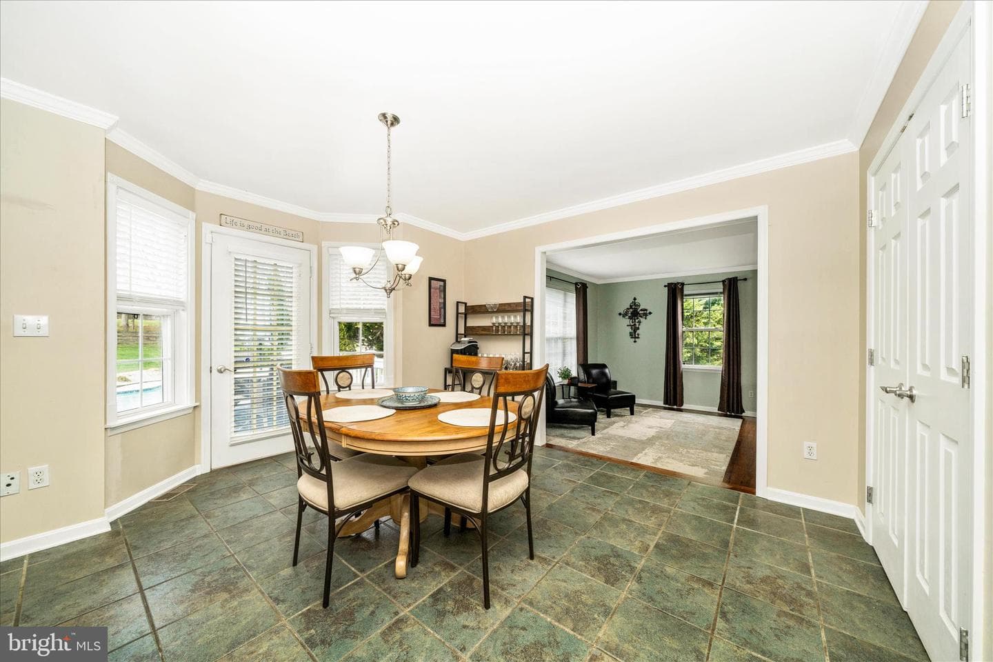 1410 Knox Court photo 17