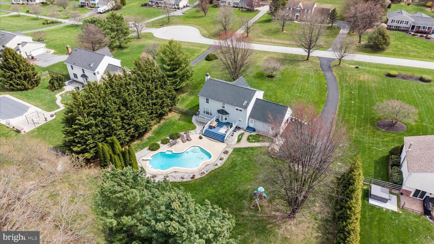 1410 Knox Court photo 5