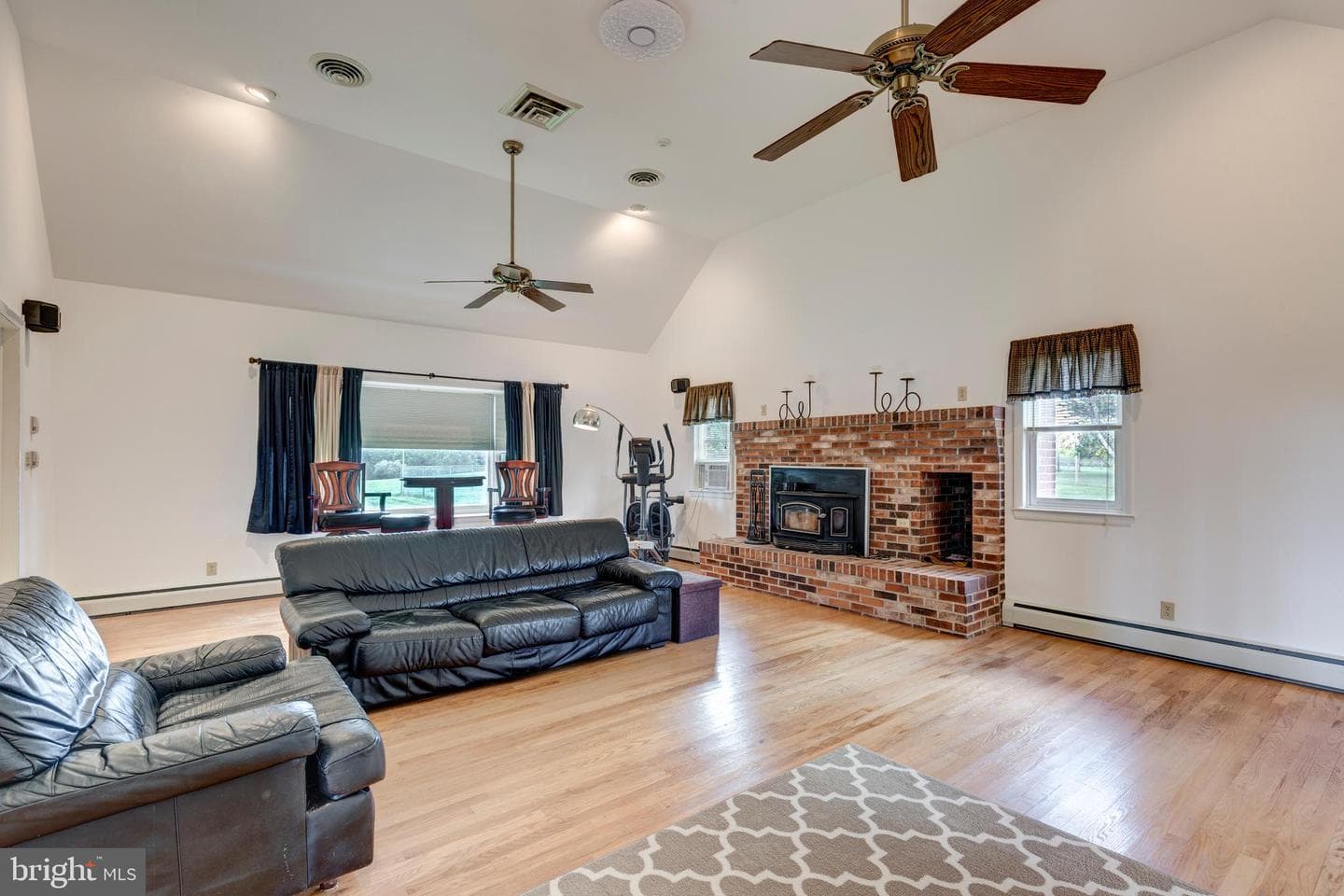 1722 Emory Road photo 3