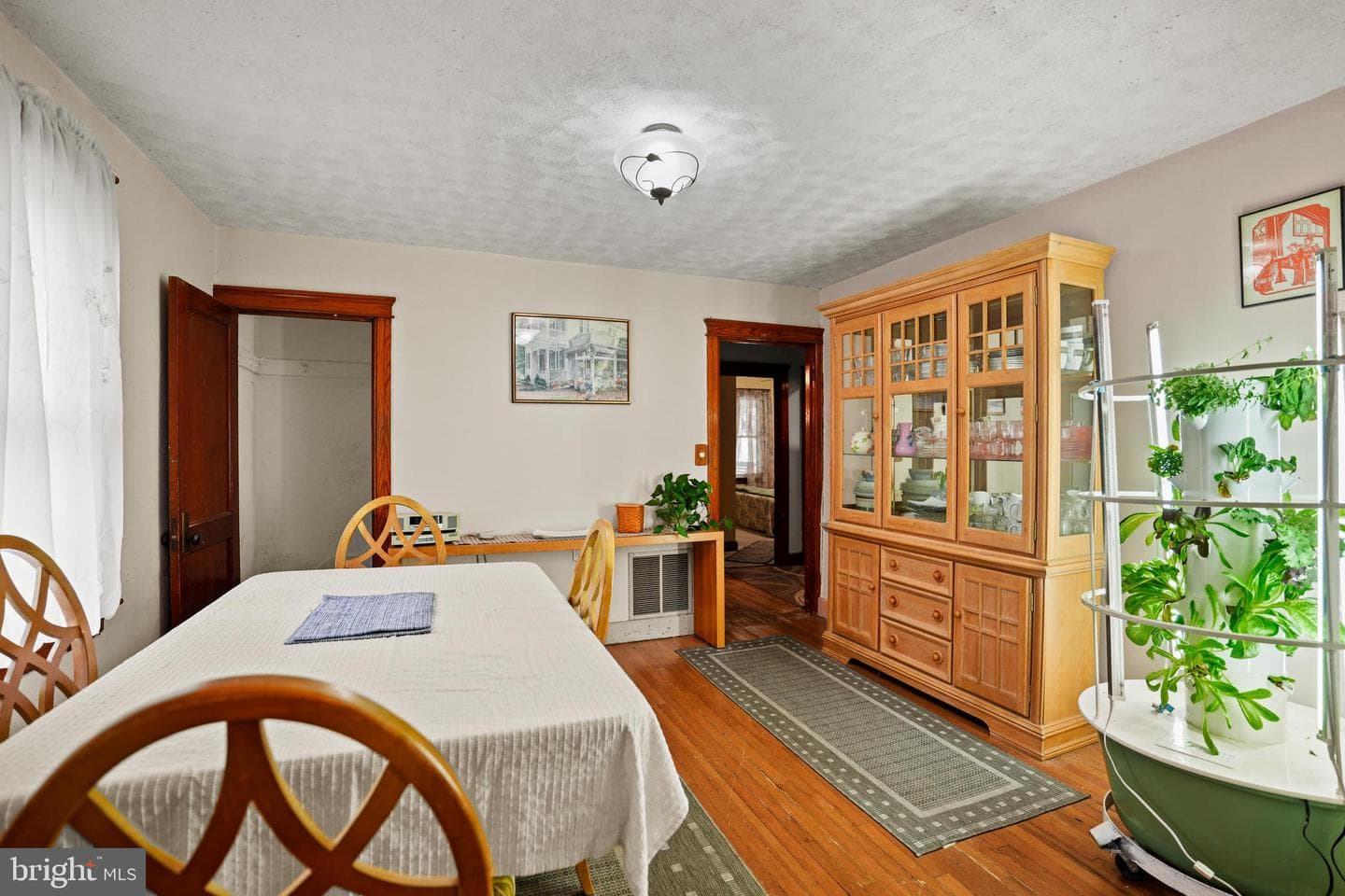 519 Willow Avenue photo 8