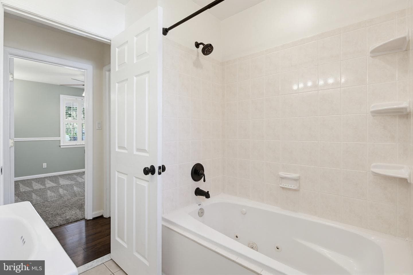 6346 Barnett Avenue photo 11