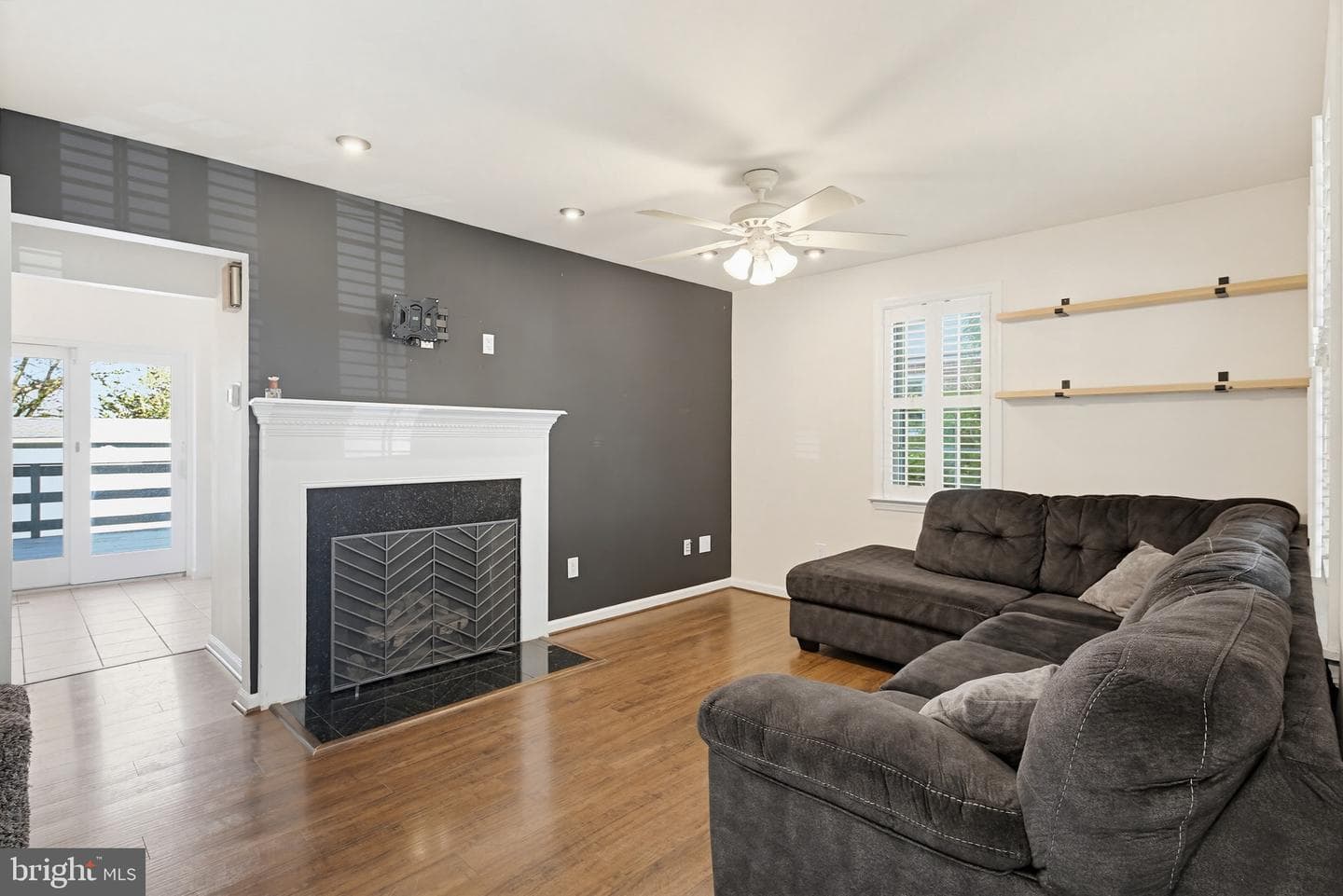 6346 Barnett Avenue photo 8