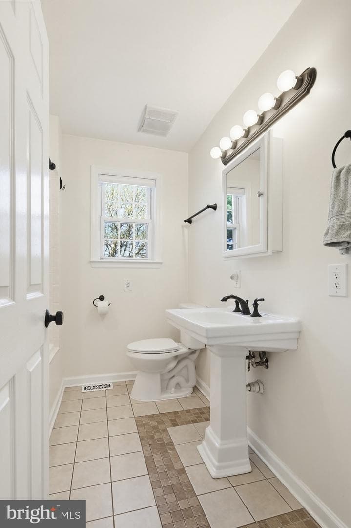 6346 Barnett Avenue photo 9