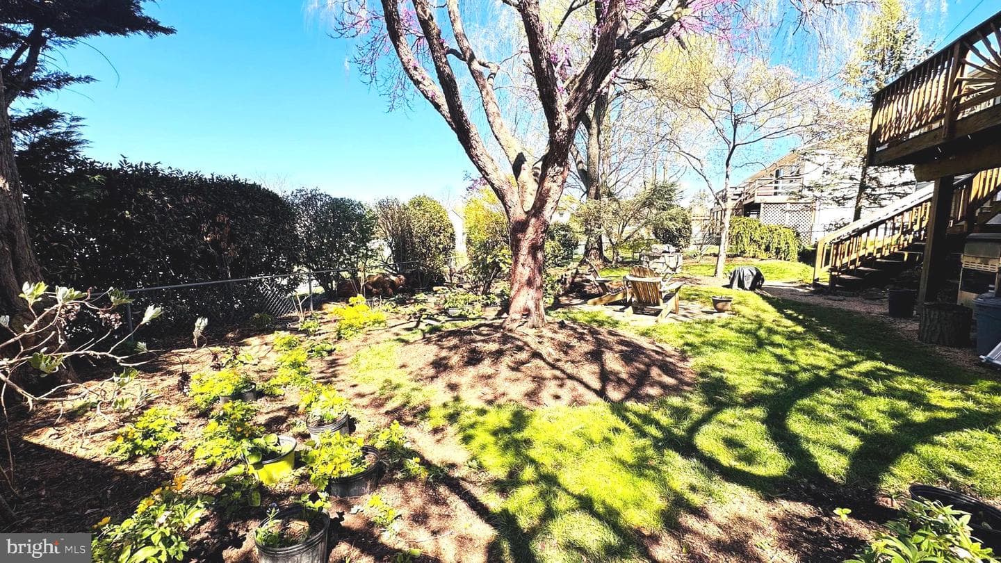 708 Uniontown Road photo 13