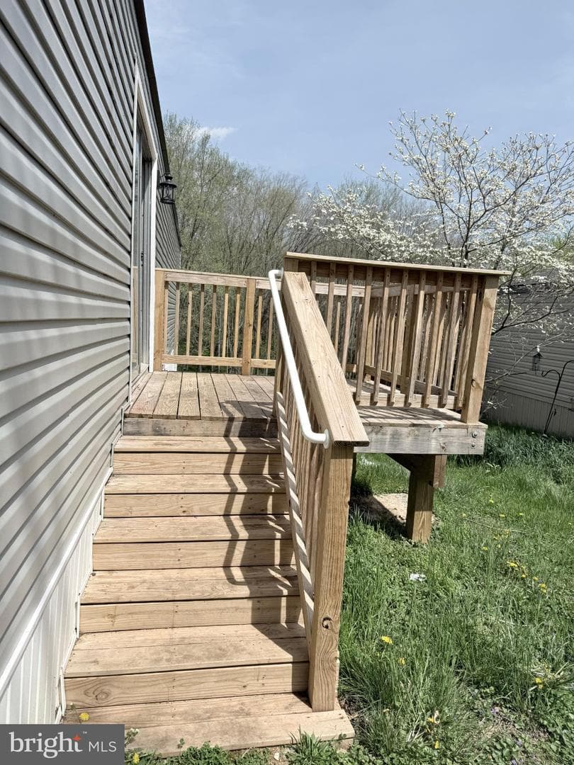35 Mayer Dr W photo 7